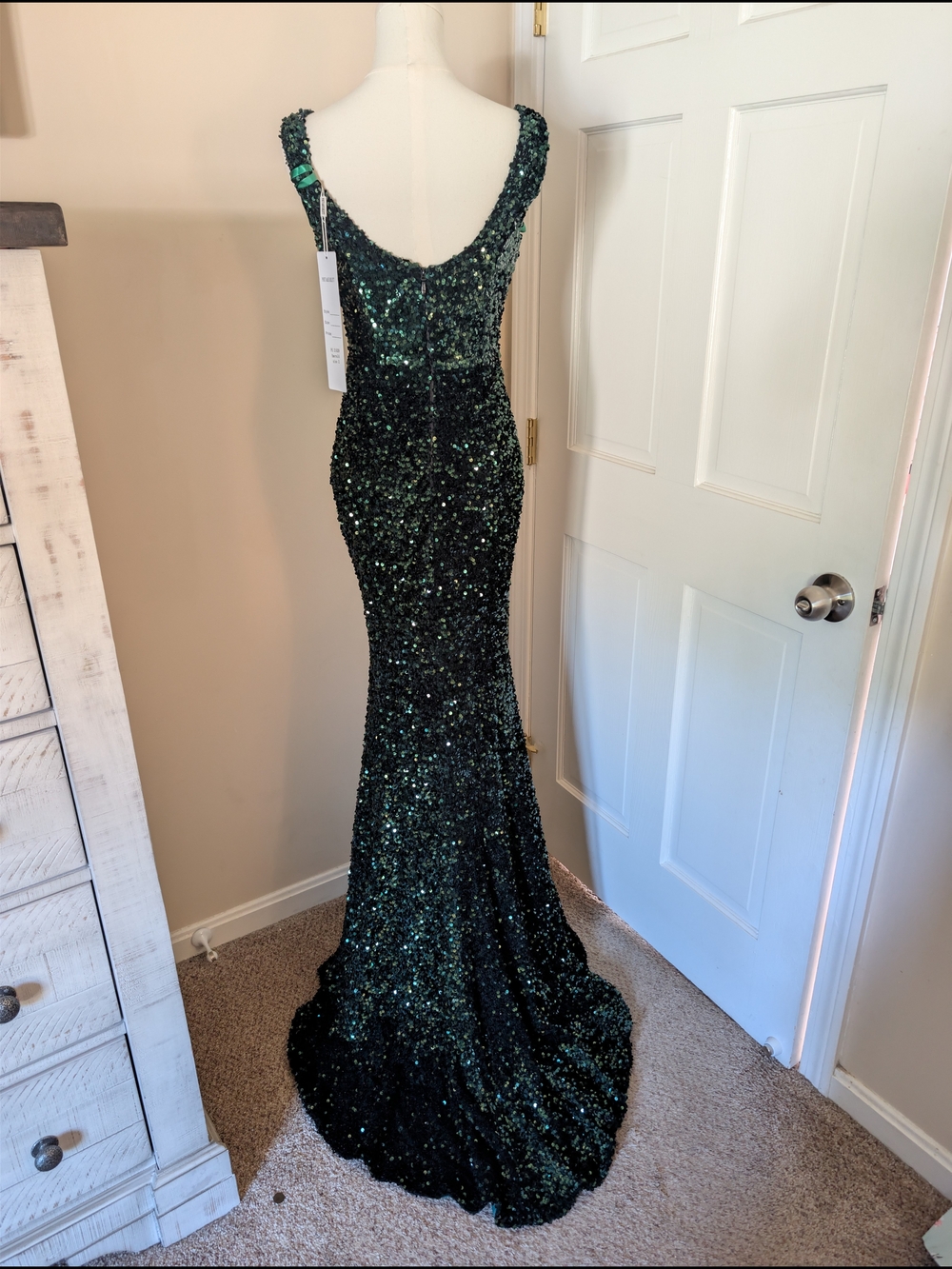 NWT Portia & Scarlett Emerald Green Sequin Formal Gown Dress Size 2 - Picture 2 of 8